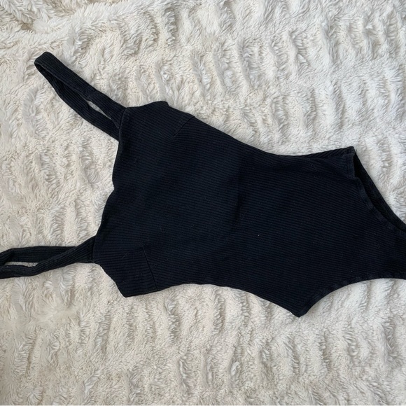 Princess Polly Black Ribbed Bodysuit - Picture 3 of 7